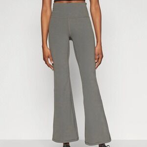 Athleta Elation Flare Pant, Hematite Grey (XS)